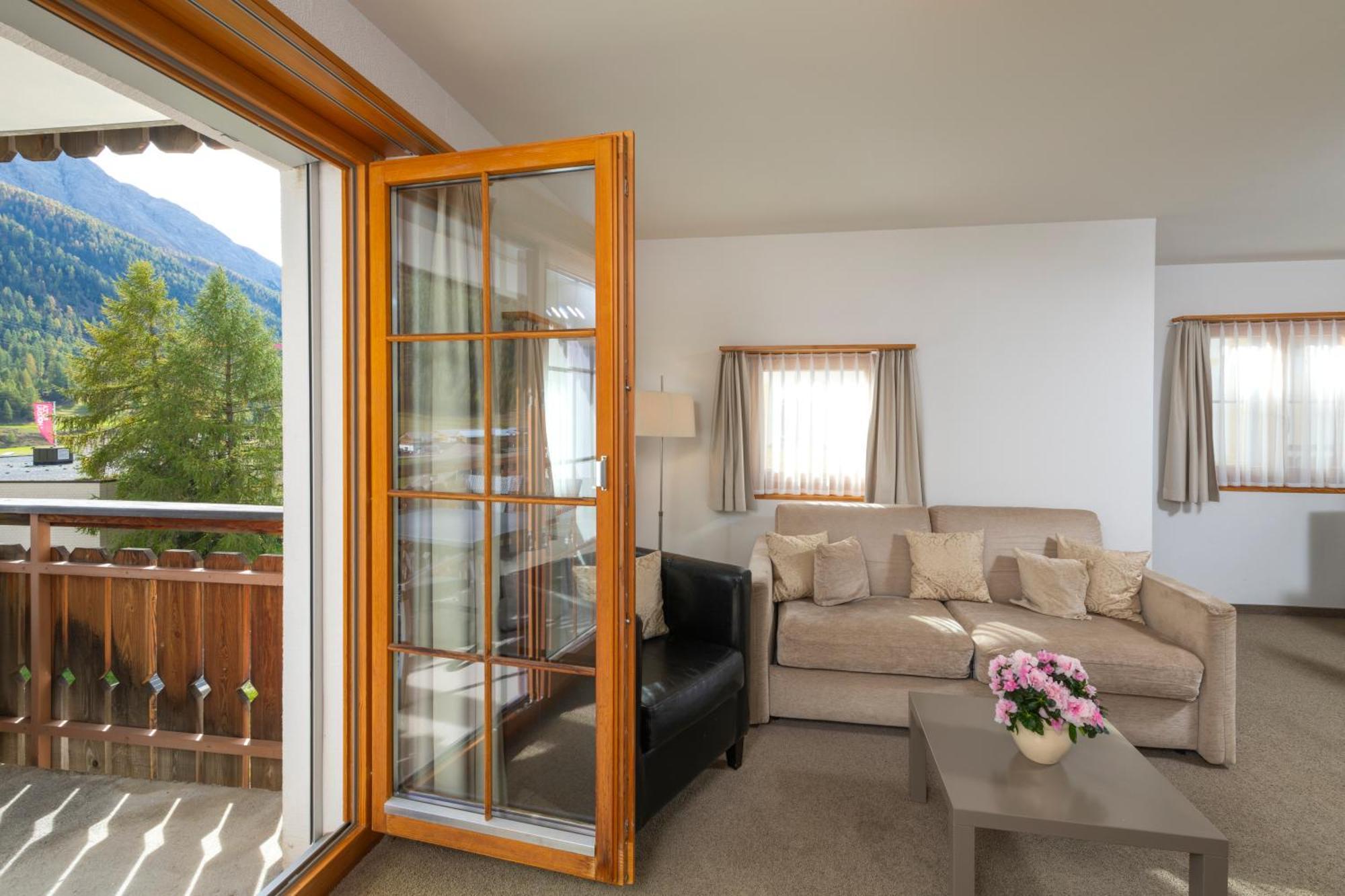 Ferienwohnungen Hotel Allegra Zuoz Dış mekan fotoğraf